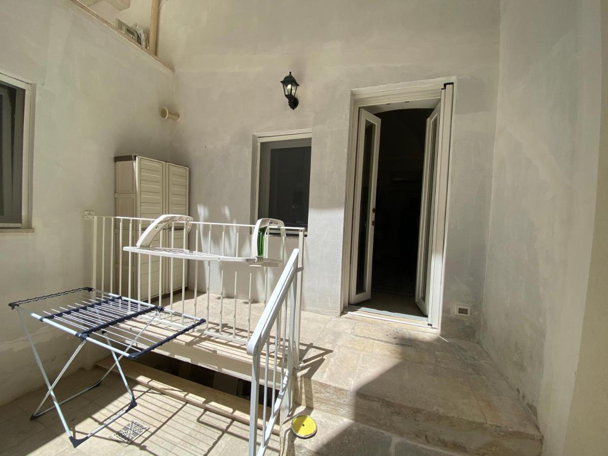Touristhouse Monopoli 10 Bed & Breakfast Ngoại thất bức ảnh